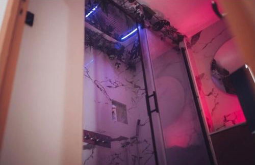 Spa-Sauna-Ciel de pluie tropicale-Champagne Nuit Romantique - Escapade Mâconnaise - Foto 32