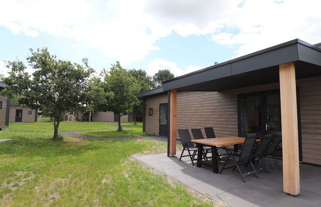 Chalet in Blesdijke Near Weerribben Park - Foto 19