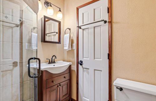 Magic Mountain Manor - Spacious Mountain Retreat - Foto 34