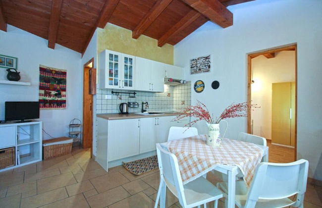 Charming House With Garden and BBQ in Galizana - Photo 20