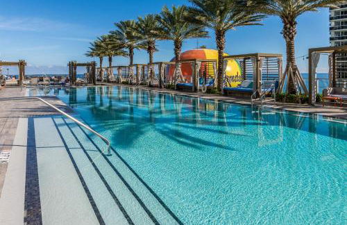 Splendid Resort - Oceanview 1BDR & 1BA Apt Right on the Beach, Heated pool, GYM - Foto 10