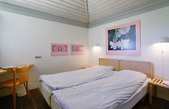 5 Person Holiday Home on a Holiday Park in Karrebaeksminde - Photo 2