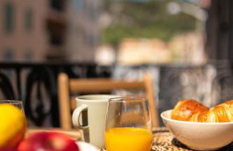 Magnifique 2P avec vue sur le port de Nice - Photo 10