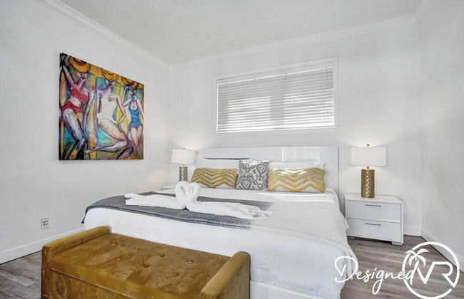 Amazing 7 BR Villa With Heated Pool Near the Beach - Photo 66