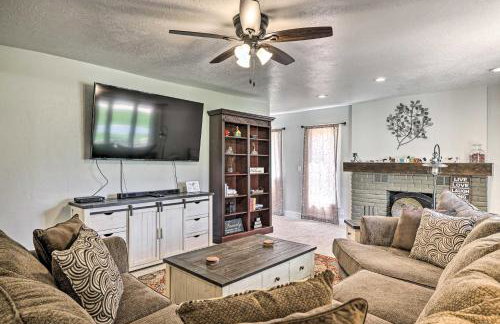 Cedar City Family Home with Game Room and Yard! - Foto 6