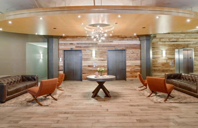 Bluebird Suites at the Warehouse District - Foto 4