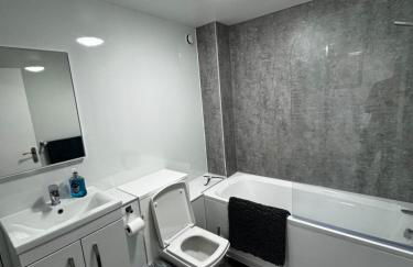 11aComberton - Photo 4