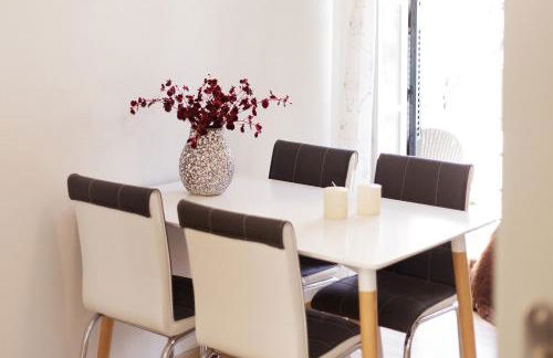 Salt & Sun Apartments by Konnect, at Kaminaki Beach - Foto 49