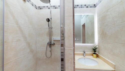 Galeries LaFayette - 7 bedrooms - lift - aircon - Foto 4, Shower