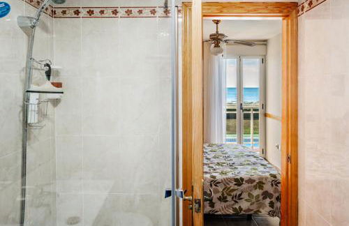 APARTAMENTO Nat EN PRIMERA LINEA DE PLAYA - Foto 13