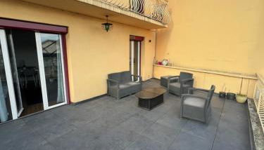 Le Toit des Volcans - 8 couchages - Terrasse privée et Wifi - Photo 1
