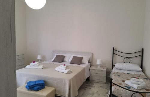 IL SOLE SUL MARE a 100 m dal lungomare di Stazzo - Foto 13