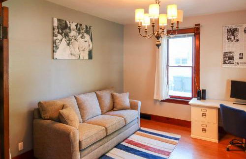 3 Mi to Road America Spacious Elkhart Lake Home! - Foto 12