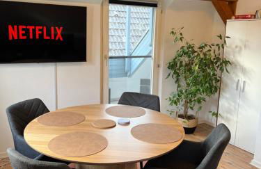 Ferienwohnung - Balkon - Netflix - Parkplatz - Kingsize-Bett - 6 Personen - Foto 6