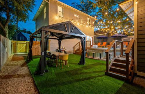 The Backyard Bliss - 4BR Heated Pool & Ping Pong - Foto 42