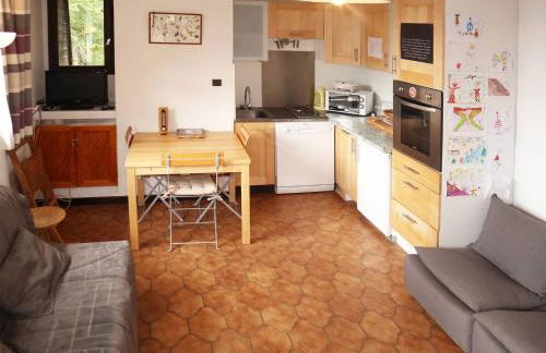 Calme Appartement 2 Pièces, 6 Personnes, Terrasse, Les Orres - FR-1-322-485 - Foto 1