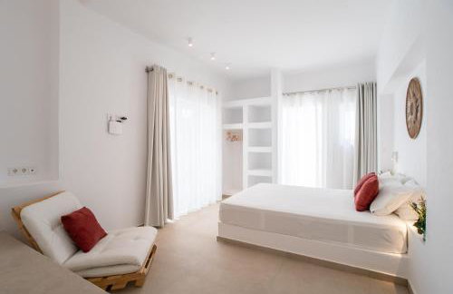 Deluxe Maisonette With Private Jacuzzi - Photo 10