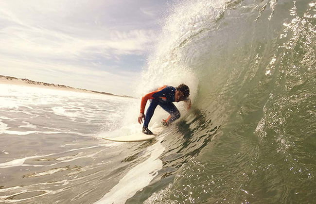 Aula de surfe em Esposende - Foto 2