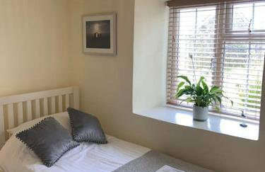 Large 3 bedroom flat in Sennen - Photo 22