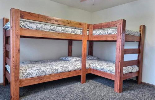 Lake Willow Lakefront House! Northwoods Retreat! - Foto 23