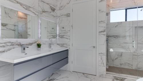 Modern 5 Bedroom Masterpiece With Rooftop Deck - Foto 4