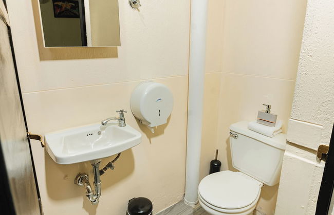 Gold House - Photo 37