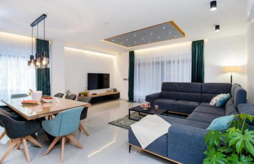 Luxury Villa Oriolus, heated pool, sauna, Split - Photo 25