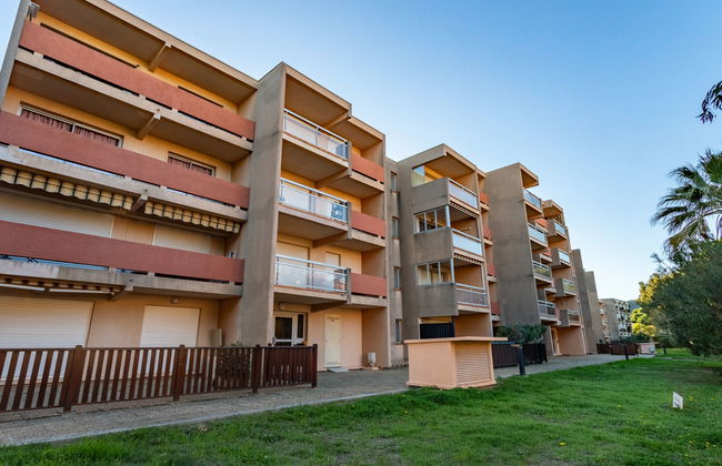 1 bedroom Apartment in Bormes-les-Mimosas with swimming pool and garden - Photo 17