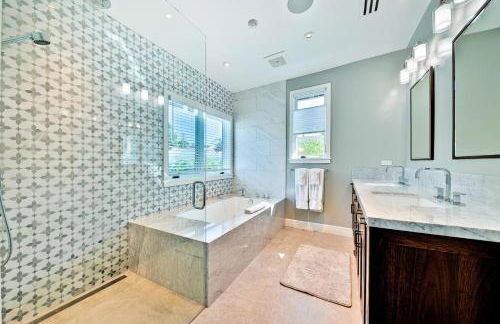 Luxury Bird Rock Home with Private Pool, Hot Tub & Fire Pit! - Foto 16