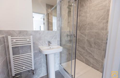 Outstanding 5 Bedroom Townhouse, Canal Views By Valore Property Services - Foto 60