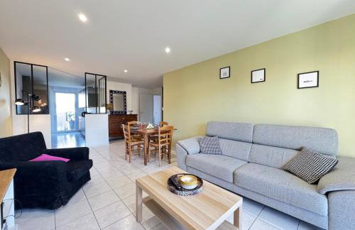 Le Bignon - Wifi, TV, 4 personnes, 1 min à pied du tram - Foto 1