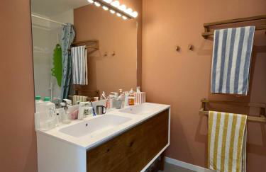 Grande Maison familiale lumineuse avec piscine - Foto 14