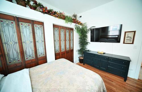 Stone Mansion Sleeps 10-20 Free TV & Parking - Foto 15