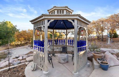 The KingDome - A Unique, Royal Experience with Hot Tub, Rooftop and Views - Foto 15