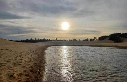 CHALE PERTO DA PRAIA COM DUAS SUITES E VARANDAO - Photo 42