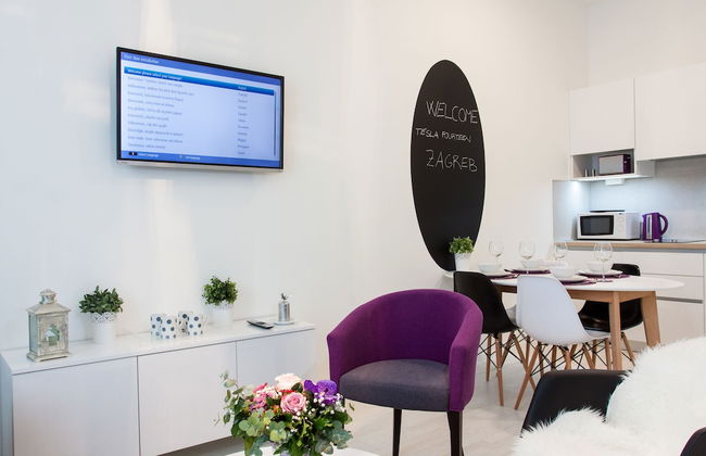 Tesla Boutique Apartments & Rooms - Photo 40