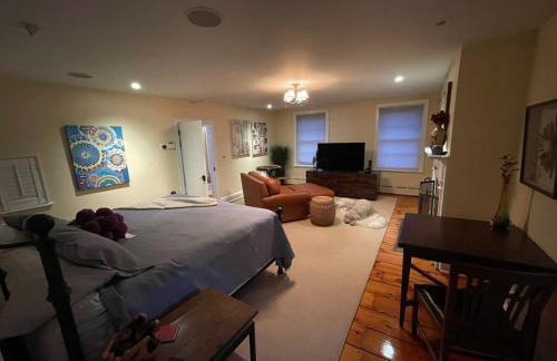 The Historic Jesse Buel Farmhouse w Heated Pool - Foto 15