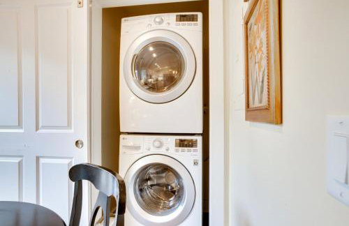 Home in Beaufort Historic District with Private Yard - Foto 22