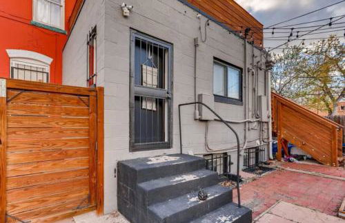 Guest Suite With Kitchenette And A 5 star Location - Photo 5