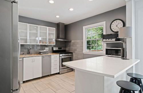 Classic Southampton Home: 5BR, Pool,Jacuzzi, Cooper's Beach - Foto 8