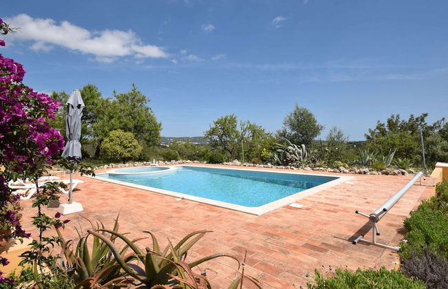 Attractive Portuguese Farm With Modern Decoration - Photo 14