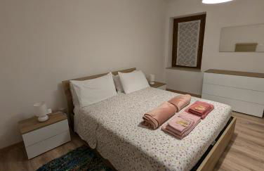 Spazioso e completo appartamento con 3 camere, 2 BAGNI, fino a 8 posti letto - Foto 12