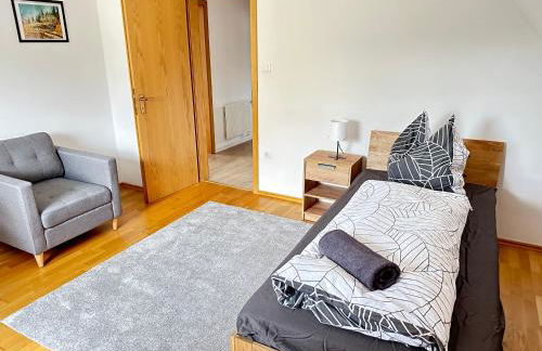 8 Einzelbetten Böblingen I 6 Schlafzimmer I 2 sep Ebenen I 2 Bäder, 2 sep WC I Messe, A81 I Monteure, Teams - Foto 22