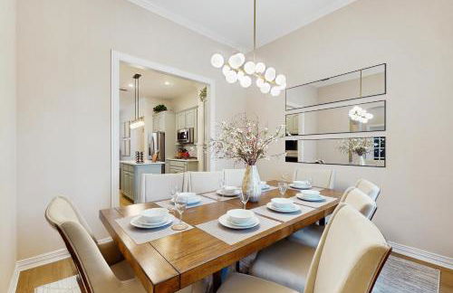 Pool and Outdoor Bar! Spacious Getaway in Sachse - Foto 13