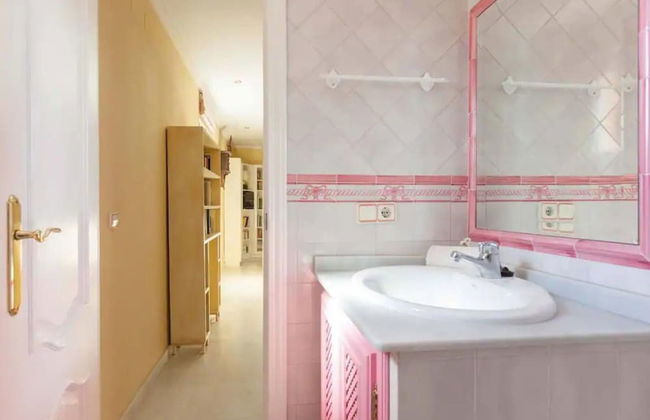 Belvilla by OYO Villa Valencina de la Concepcion - Photo 20