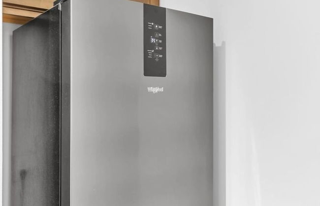 RESTAURANT on site. Walk to everything by RedAwning - Foto 23