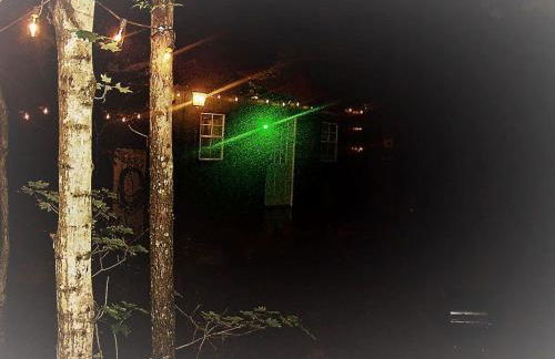 Secluded Watertree Tiny House near Old Hickory Lake – Private Deck, Trails & Breakfast - Foto 44