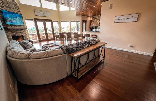 Mount Ever After - Photo 3