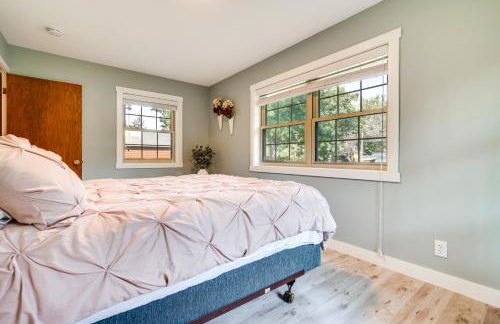 Waterfront Lake Wissota Retreat Dock and Deck! - Foto 9