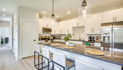 2 Mi to Duke and 3 Mi to Downtown Durham Townhome - Foto 2